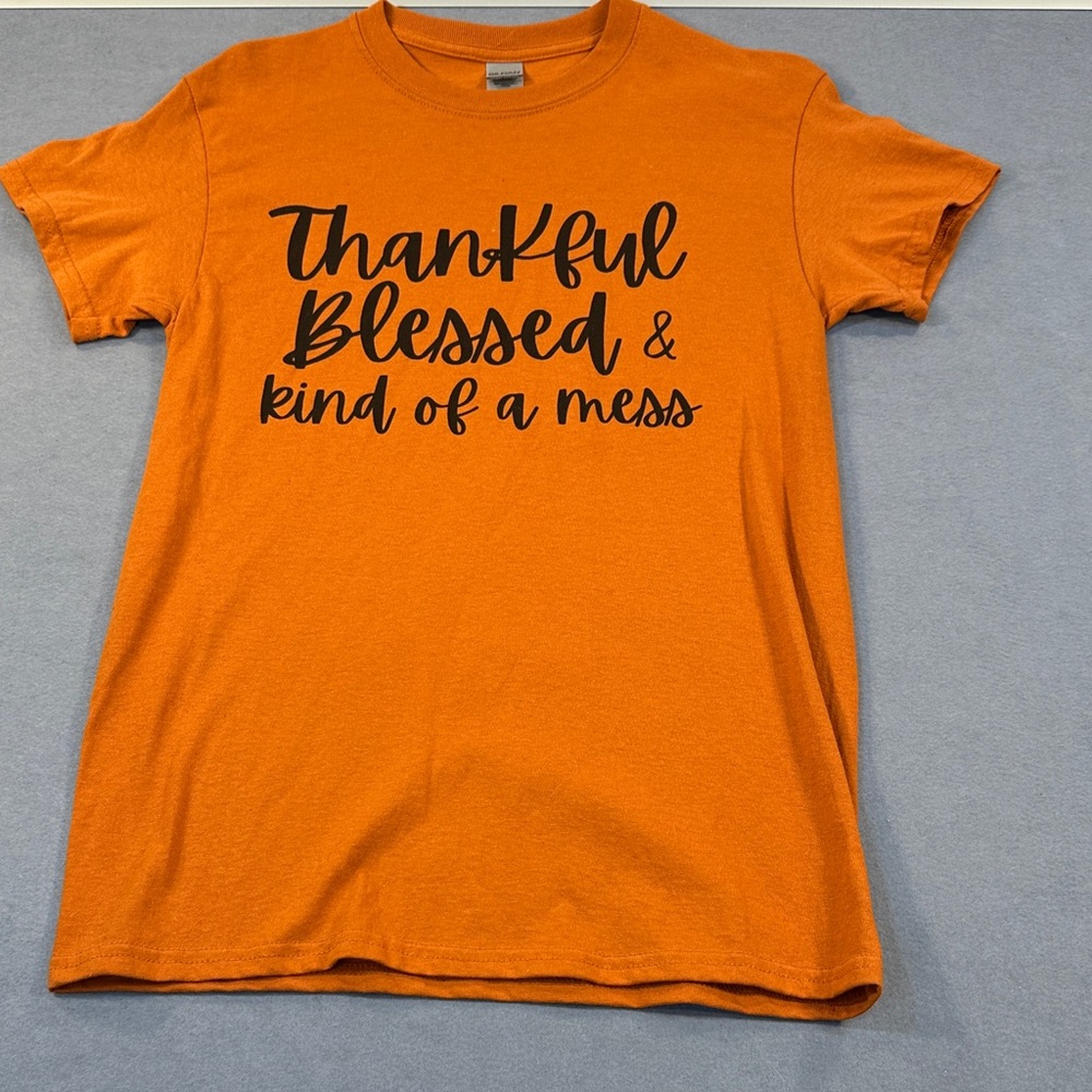 Gildan Orange Women’s T-Shirt with Thankful Blessed Design Size Small